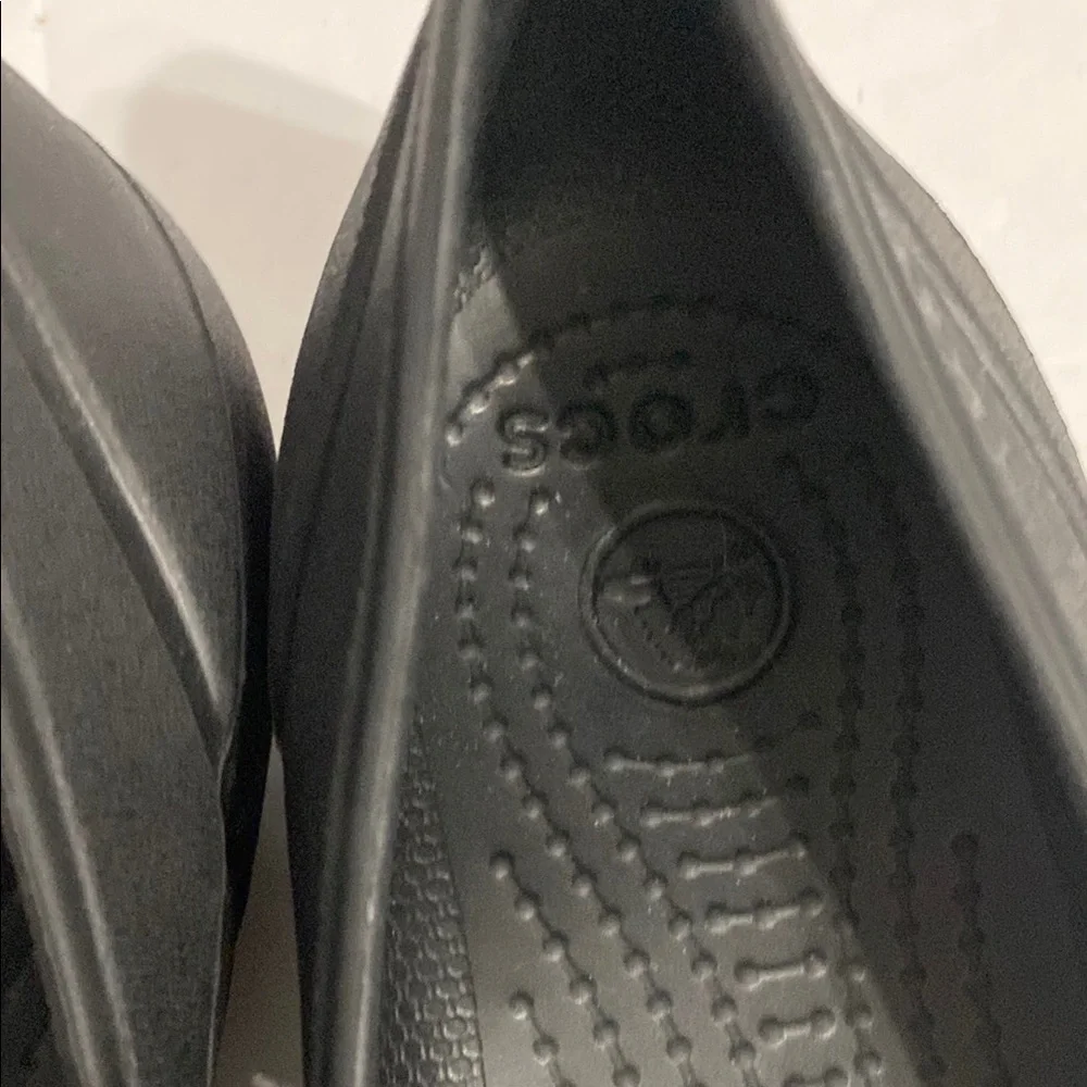 Crocs 7 Women's Black Cap Toe Slip On Flat Heel Casual Ballet Shoes